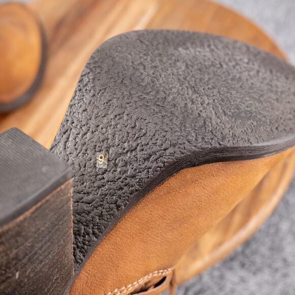 Steve Madden YALE Women's Distressed Brown Leather Ankle Boots Heels - Size 9 - Picture 7 of 8